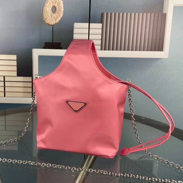 2023 drawstring basket bag nylon hanbag chain crossbody bags fashion letter women shopping handbags purse clutch high quality, Black;red
2023 drawstring basket bag nylon hanbag chain crossbody bags fashion letter women shopping handbags purse clutch high quality, Black;red
