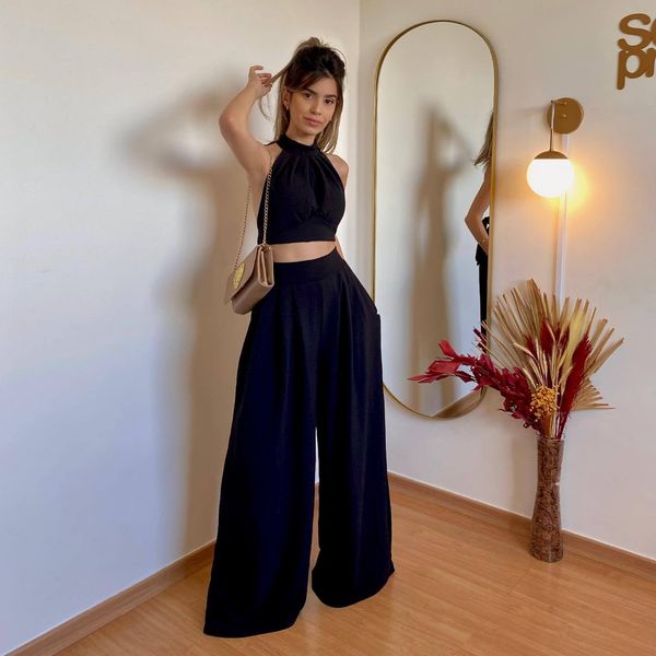 fashion women's two piece sets solid color casual chiffon shirt elastic waist shorts lady summer clothes plus size s- xl, White
fashion women's two piece sets solid color casual chiffon shirt elastic waist shorts lady summer clothes plus size s- xl, White