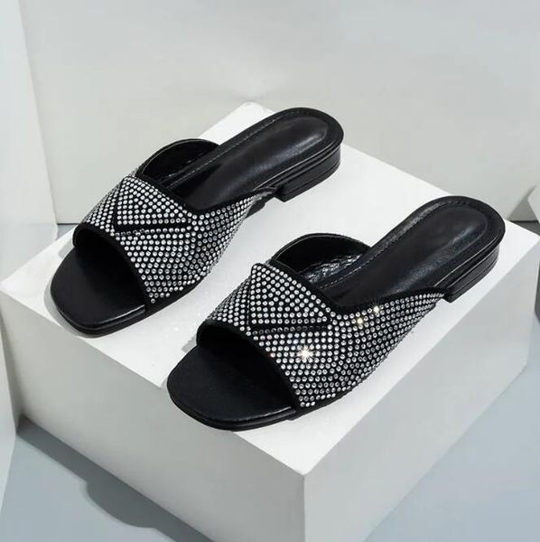 2023summer slippers designer slides women rhinestone sandals fashion low heel shoes black square toe heels beach walk slippers comfort ladie
2023summer slippers designer slides women rhinestone sandals fashion low heel shoes black square toe heels beach walk slippers comfort ladie