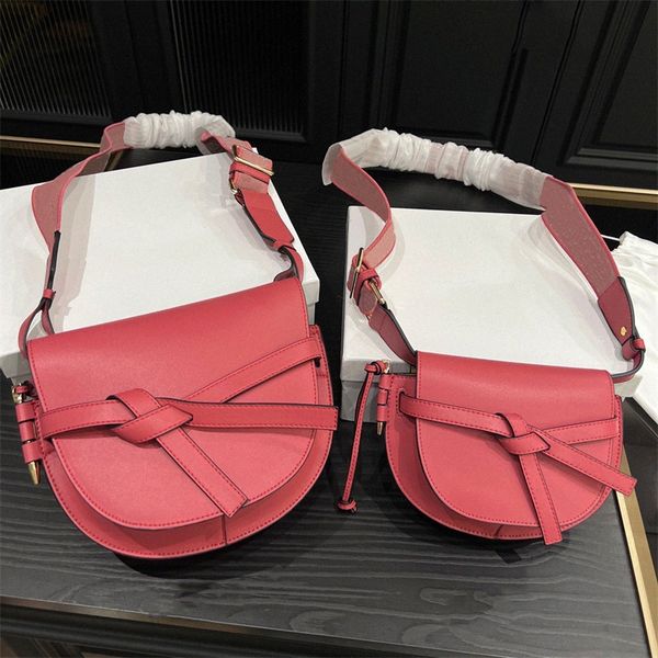 fashion brand womens mini small gate dual bag saddles shoulder bags designer lady soft calfskin jacquard on strap chest pouch genuine leathe
fashion brand womens mini small gate dual bag saddles shoulder bags designer lady soft calfskin jacquard on strap chest pouch genuine leathe