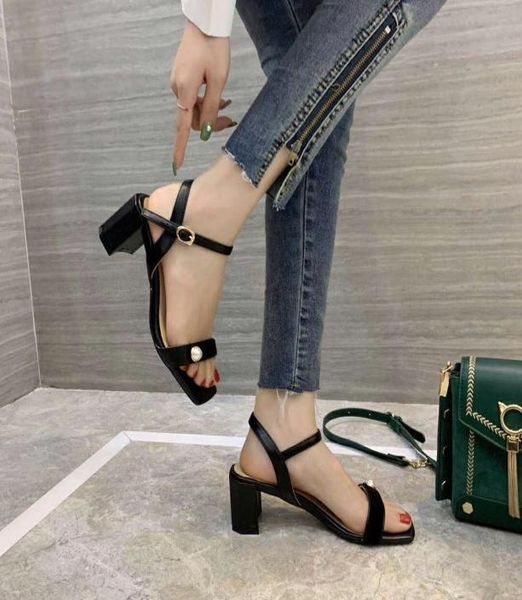 2020052602y iovryblackbeige genuine leather sandals pearl suede chunky kitten heels 6cm lambskin fashion square to4310109, Black
2020052602y iovryblackbeige genuine leather sandals pearl suede chunky kitten heels 6cm lambskin fashion square to4310109, Black