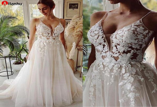 2022 backless boho wedding dress lace appliqued summer beach robe bridal gowns spaghetti straps tulle loves outdoor lady marriage 6614164, White
2022 backless boho wedding dress lace appliqued summer beach robe bridal gowns spaghetti straps tulle loves outdoor lady marriage 6614164, White