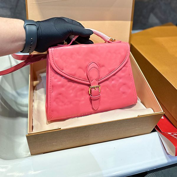 flap nurse bag shoulder bags embossed letter old flower handbag messenger purse genuine leather totes crossbody handbags removable strap
flap nurse bag shoulder bags embossed letter old flower handbag messenger purse genuine leather totes crossbody handbags removable strap