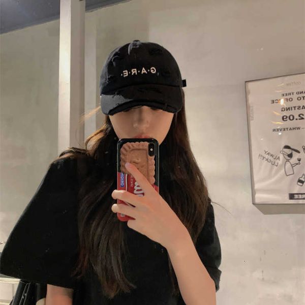Fashion summer South Korea's new perforated letter cap female summer personality lovers sunshade curved eaves sunscreen soft top baseball cap male fashion, Beige
Fashion summer South Korea's new perforated letter cap female summer personality lovers sunshade curved eaves sunscreen soft top baseball cap male fashion, Beige
