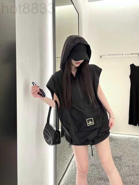 women's tracksuits designer 2023 summer new casual set hooded vest shorts korean drama fashion blast street sports pyye, Gray
women's tracksuits designer 2023 summer new casual set hooded vest shorts korean drama fashion blast street sports pyye, Gray