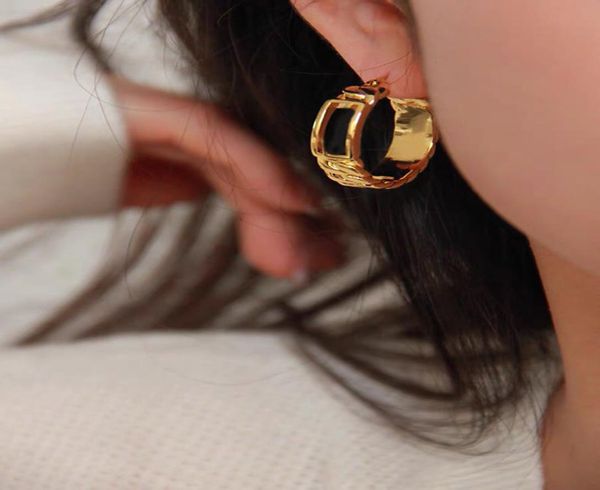 luxury designer earrings for women gold hoop earring fashion brand letter dangle studs lady charm jewelry stud hoops lovers gifts 8433333, Golden;silver
luxury designer earrings for women gold hoop earring fashion brand letter dangle studs lady charm jewelry stud hoops lovers gifts 8433333, Golden;silver