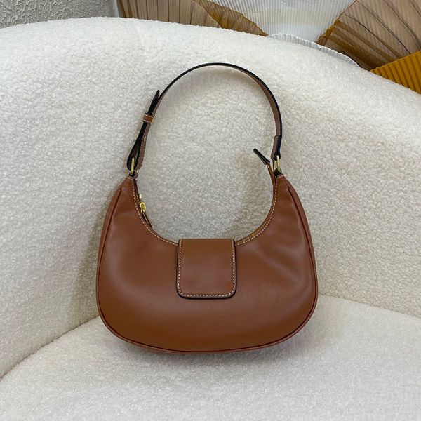 cowhide clutch bags crescent handbag pouch half moon armpit bag women hobos shoulder bags adjustable strap arc button design real leather fa
cowhide clutch bags crescent handbag pouch half moon armpit bag women hobos shoulder bags adjustable strap arc button design real leather fa