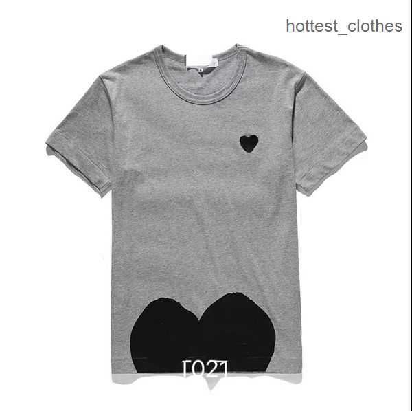 fashion mens play t shirt cdg designer hearts casual women s des badge garcons 3 ktvs, White;black
fashion mens play t shirt cdg designer hearts casual women s des badge garcons 3 ktvs, White;black