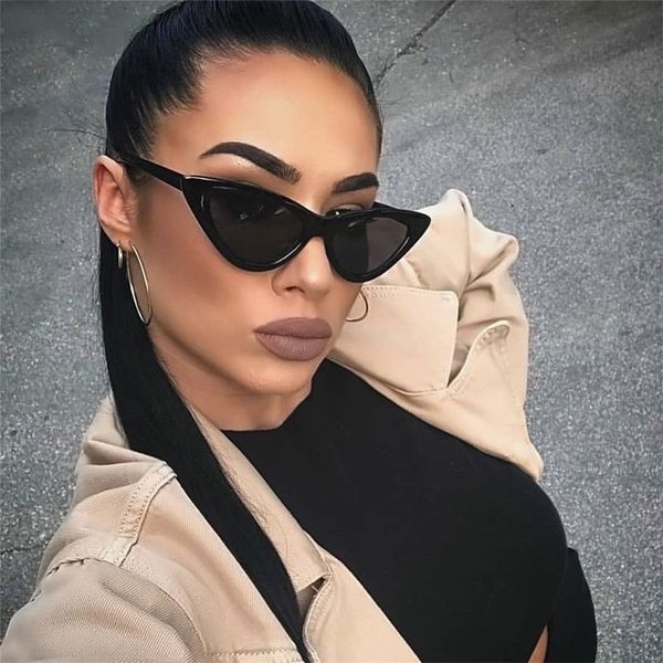 cute retro cat eye sunglasses women small black white triangle vintage ladies sun glasses red female uv400 streetwear, White;black
cute retro cat eye sunglasses women small black white triangle vintage ladies sun glasses red female uv400 streetwear, White;black