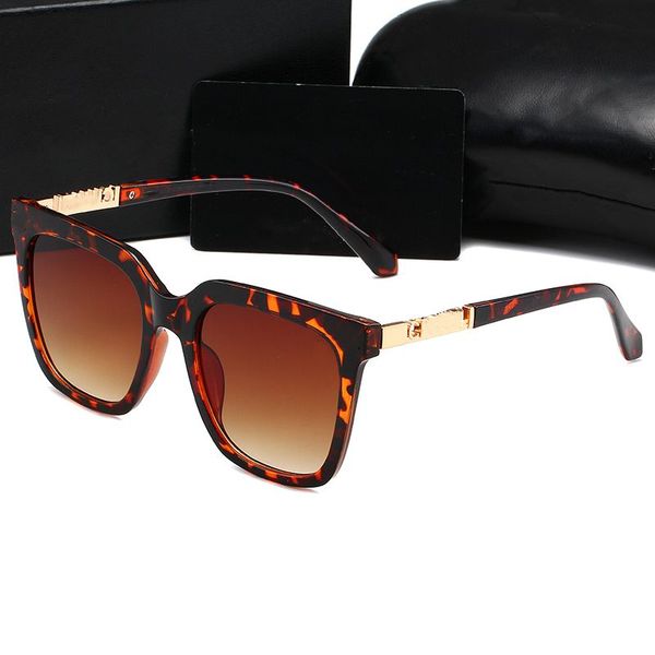 2023 fashion classic 7329 glasses designer sunglasses outdoor beach sun glasses men women with box luxury design suitable for shading on the, White;black
2023 fashion classic 7329 glasses designer sunglasses outdoor beach sun glasses men women with box luxury design suitable for shading on the, White;black
