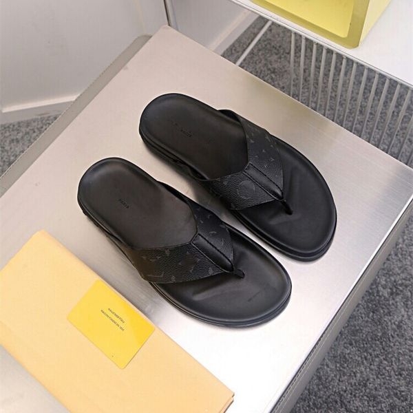 18model new luxurious designer men's slippers summer home slippers indoor bathroom non slip couple slippers lightweight breathable casu, Black
18model new luxurious designer men's slippers summer home slippers indoor bathroom non slip couple slippers lightweight breathable casu, Black