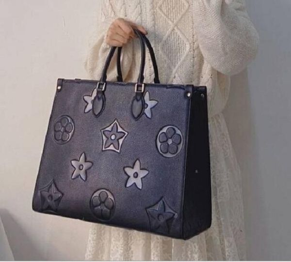fashion designers bag women bag black embossing flower monograms onthego gm mm bags leather handbag purse the tote shoulder crossbody female
fashion designers bag women bag black embossing flower monograms onthego gm mm bags leather handbag purse the tote shoulder crossbody female