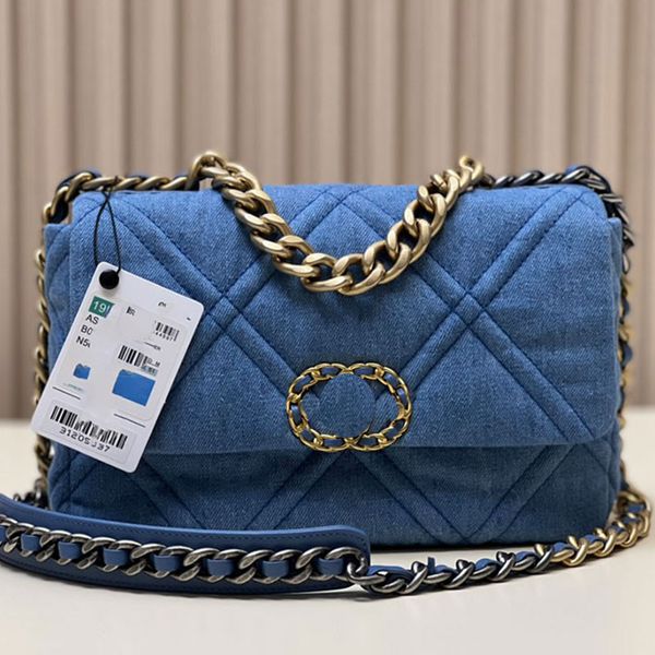 2022 classic luxury handbag womens crossbody bag designer large handbag casual tote bag shopping zipper purse chain crossbody bag womens pur
2022 classic luxury handbag womens crossbody bag designer large handbag casual tote bag shopping zipper purse chain crossbody bag womens pur