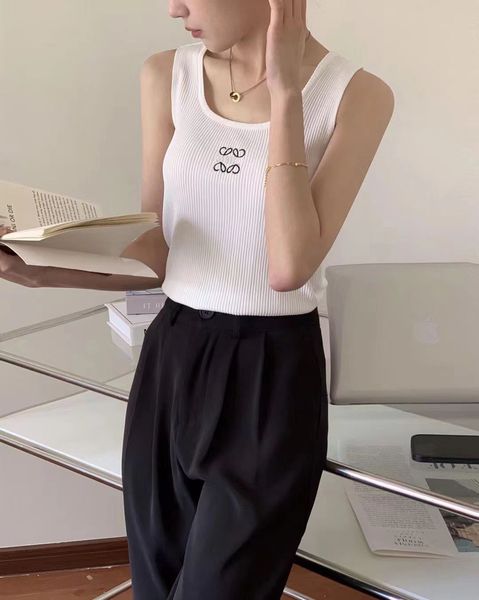 Womens Designer Tank Summer Sleeveless Yoga Tops Woman Camisoles Summer Tees Vest Short Shirt Slim Vests Black White S
Womens Designer Tank Summer Sleeveless Yoga Tops Woman Camisoles Summer Tees Vest Short Shirt Slim Vests Black White S