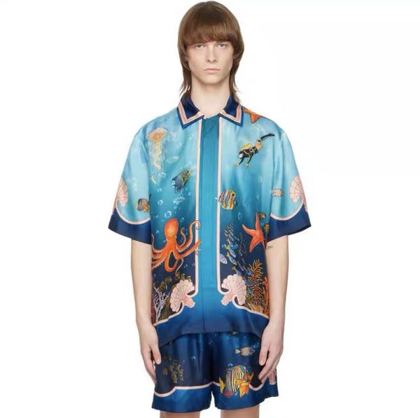 casablanca ping pong classic mens shirts prairie green print loose british silk shirt short sleeve designer tees womens summer beach ej2d, White;black
casablanca ping pong classic mens shirts prairie green print loose british silk shirt short sleeve designer tees womens summer beach ej2d, White;black