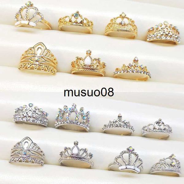 band rings 2 pcs random crown shape rings gold silver color metal jewelry women girls female fashion party crystal rhinestone finger ring j2
band rings 2 pcs random crown shape rings gold silver color metal jewelry women girls female fashion party crystal rhinestone finger ring j2