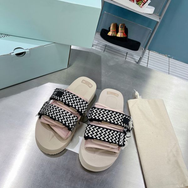 casual shoes 2023 luxury design fashion men's and women's sandals slippers size 35-45, Black
casual shoes 2023 luxury design fashion men's and women's sandals slippers size 35-45, Black
