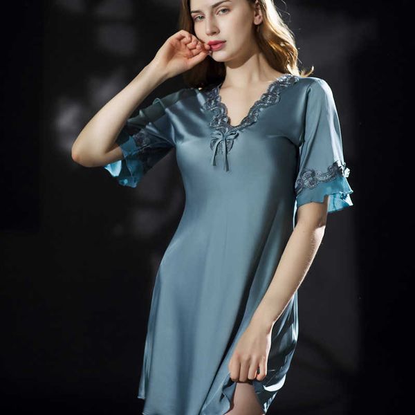 pyjamas 2023 summer women sleepwear ice silk nightdress robe lingerie nightgown lady homewear female night home j230601, Red;black
pyjamas 2023 summer women sleepwear ice silk nightdress robe lingerie nightgown lady homewear female night home j230601, Red;black