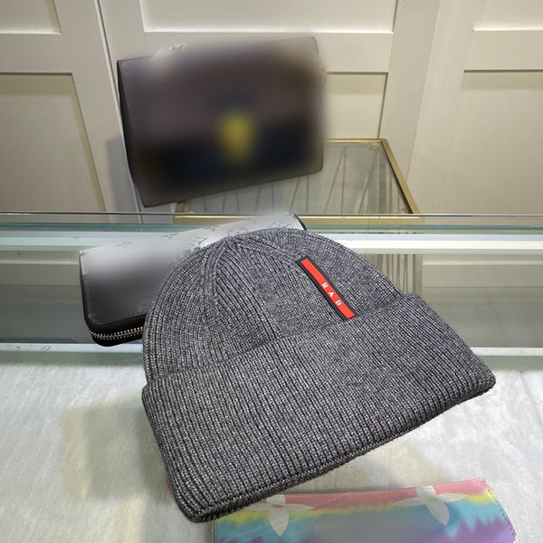classic knit hat designer beanie cap mens autumn winter caps casual fitted 5 colors, Blue;gray
classic knit hat designer beanie cap mens autumn winter caps casual fitted 5 colors, Blue;gray