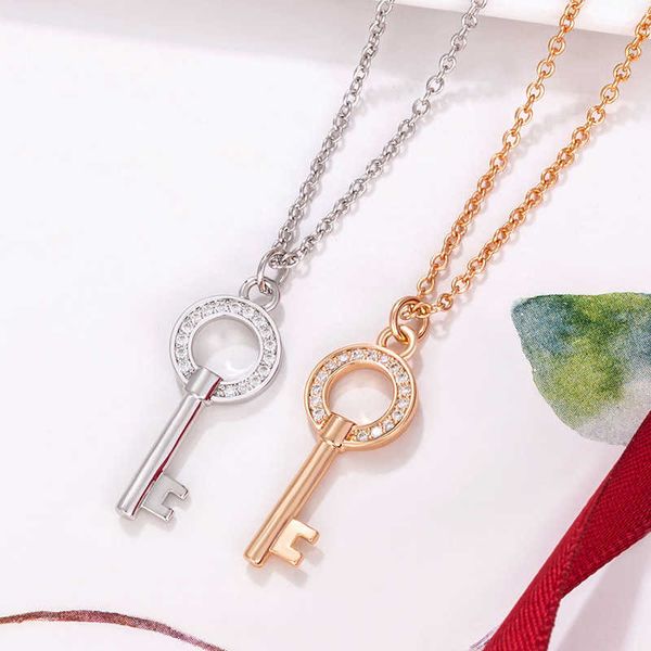 high-quality s925 sterling silver round diamond key necklace female 18k rose gold tiffayffay light luxury versatiffayle collar chain sweater, Golden;silver
high-quality s925 sterling silver round diamond key necklace female 18k rose gold tiffayffay light luxury versatiffayle collar chain sweater, Golden;silver