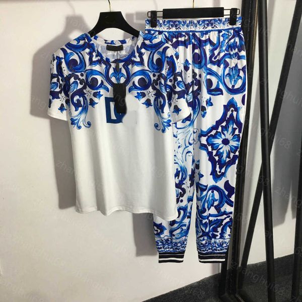 23ss women pants sets womens designer clothing casual suit blue and white porcelain logo print short sleeve t-shirt elastic waist casual pan
23ss women pants sets womens designer clothing casual suit blue and white porcelain logo print short sleeve t-shirt elastic waist casual pan