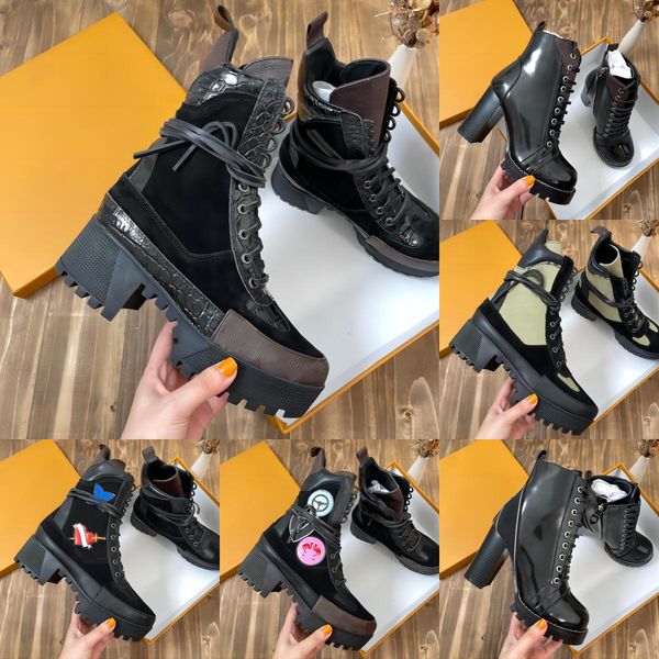 2023 designer women boots martin desert leather boot flamingos love arrow medal 100% real leathers coarse winter designers shoes with box si, Black
2023 designer women boots martin desert leather boot flamingos love arrow medal 100% real leathers coarse winter designers shoes with box si, Black
