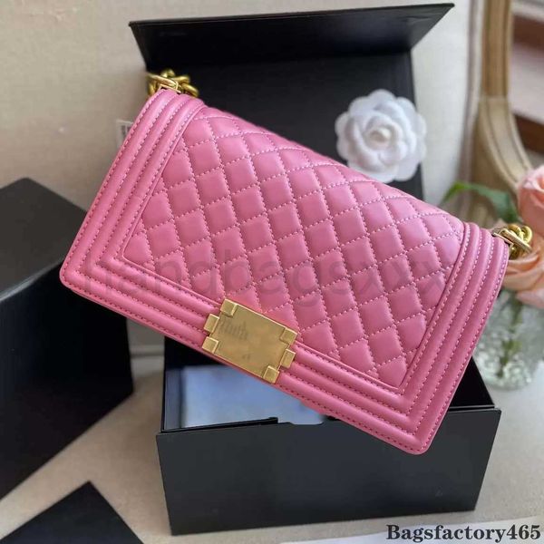 womens classic boys and girls flap bag designer calfskin shoulder quilted diamond metal leather chain crossbody french luxury street ladies
womens classic boys and girls flap bag designer calfskin shoulder quilted diamond metal leather chain crossbody french luxury street ladies