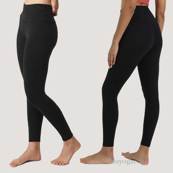 seamless nylon sports leggings breathable hip lifting yoga pants 21 colors training gym pants outer wear cycling jogging pants
seamless nylon sports leggings breathable hip lifting yoga pants 21 colors training gym pants outer wear cycling jogging pants