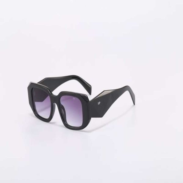 fashion designer sunglasses classic eyeglasses goggle outdoor beach sun glasses for man woman mix colors 02, White;black
fashion designer sunglasses classic eyeglasses goggle outdoor beach sun glasses for man woman mix colors 02, White;black