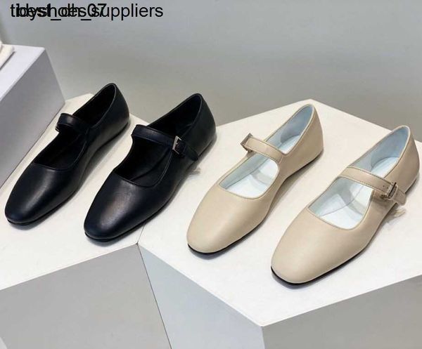 the row classic soft waxy square round head flat mary jane single shoes made in dongguan leather, Black
the row classic soft waxy square round head flat mary jane single shoes made in dongguan leather, Black