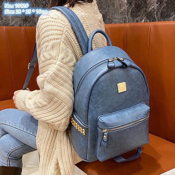 wholesale ladies shoulder bags 5 colors solid color leather retro handbag outdoor leisure travel backpack street rivet backpack trend large
wholesale ladies shoulder bags 5 colors solid color leather retro handbag outdoor leisure travel backpack street rivet backpack trend large