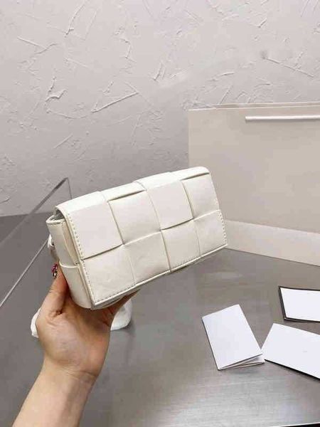 chain weave designer bag women belt bags fashion shoulder bags women leather crossbody bags female chest holder fanny pack wallet 220314
chain weave designer bag women belt bags fashion shoulder bags women leather crossbody bags female chest holder fanny pack wallet 220314