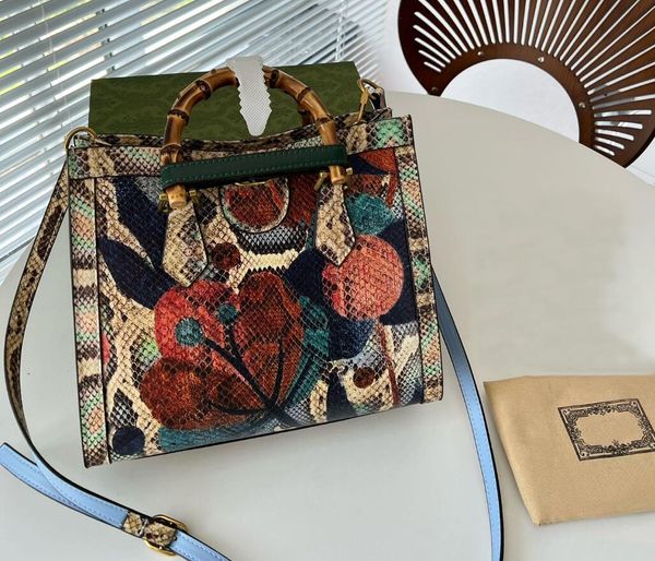 slub handle shopping bag deluxe on the go tote women luxury colorful serpentine pattern leather handbag crossbody bags designer tote bags
slub handle shopping bag deluxe on the go tote women luxury colorful serpentine pattern leather handbag crossbody bags designer tote bags