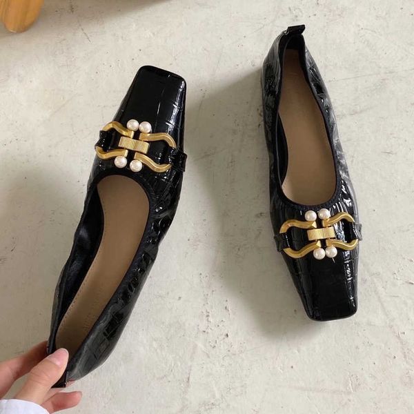 woman sandals new brand women flat shoes square toe vintag slip on ballerina shallow ballet loafer stone pattern mu 230511, Black
woman sandals new brand women flat shoes square toe vintag slip on ballerina shallow ballet loafer stone pattern mu 230511, Black