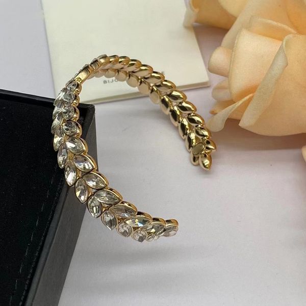 luxury brand love letters designer charm bangle for women girls simple classic 18k gold shining diamond cz zircon crystal elegant bracelets, Black
luxury brand love letters designer charm bangle for women girls simple classic 18k gold shining diamond cz zircon crystal elegant bracelets, Black