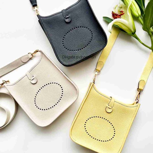 fashion evening evelyn clutch bag luxury totes designer womens mens sling small purse wallet cross body genuine leather shoulder hollow out
fashion evening evelyn clutch bag luxury totes designer womens mens sling small purse wallet cross body genuine leather shoulder hollow out