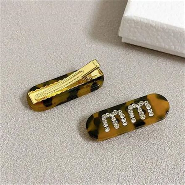 fashion hair accessories designer hair clips kids girl hairpins retro barrettes ladies simple rhinestone letter european american metal squa, Slivery;white
fashion hair accessories designer hair clips kids girl hairpins retro barrettes ladies simple rhinestone letter european american metal squa, Slivery;white