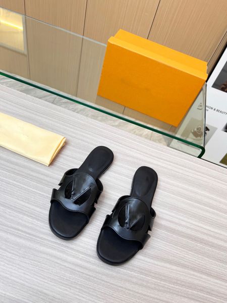 2023 isola flat mule designers women slipper gold metallic lamb leather circle letter logo signature fashionable big size 35-43 1abozk 1abp0, Black
2023 isola flat mule designers women slipper gold metallic lamb leather circle letter logo signature fashionable big size 35-43 1abozk 1abp0, Black