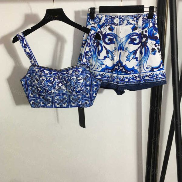 23ss casual suit women shorts sets womens designer clothing blue and white porcelain print cool scrub breast suspender shorts set women clot
23ss casual suit women shorts sets womens designer clothing blue and white porcelain print cool scrub breast suspender shorts set women clot