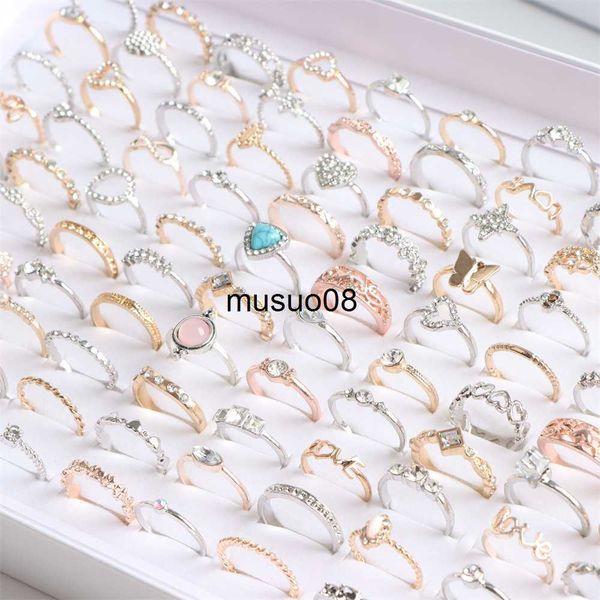 band rings 10/20/30/50pcs/lot fashion sparkling rhinestone crystal rings for women mix style gold silver plated wedding engagement jewelry j
band rings 10/20/30/50pcs/lot fashion sparkling rhinestone crystal rings for women mix style gold silver plated wedding engagement jewelry j