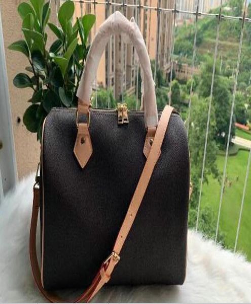 2020 new women messenger travel bag classic style fashion bags shoulder bags lady totes handbags 30 cm with key lock yun874541869021
2020 new women messenger travel bag classic style fashion bags shoulder bags lady totes handbags 30 cm with key lock yun874541869021
