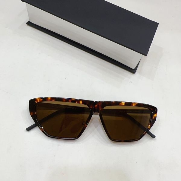 luxury designer sunglasses men eyeglasses outdoor shades pc frame fashion classic lady sun glasses mirrors for women, White;black
luxury designer sunglasses men eyeglasses outdoor shades pc frame fashion classic lady sun glasses mirrors for women, White;black