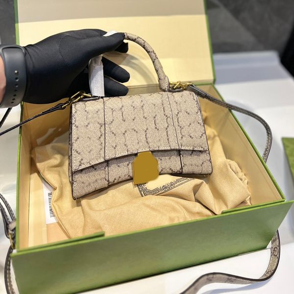 totes bags designer brand bag 2023 hourglasss crossbody luxurys handbags handbag fashion shoulder bag lady women letter purse phone wallet a
totes bags designer brand bag 2023 hourglasss crossbody luxurys handbags handbag fashion shoulder bag lady women letter purse phone wallet a