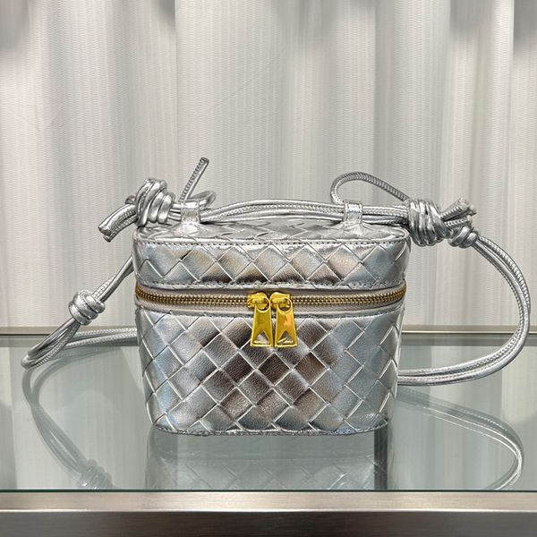 genuine leather hand woven mini handbag shoulder crossbody bag small square bag rhombic pattern genuine leather cowhide double zipper box hi
genuine leather hand woven mini handbag shoulder crossbody bag small square bag rhombic pattern genuine leather cowhide double zipper box hi