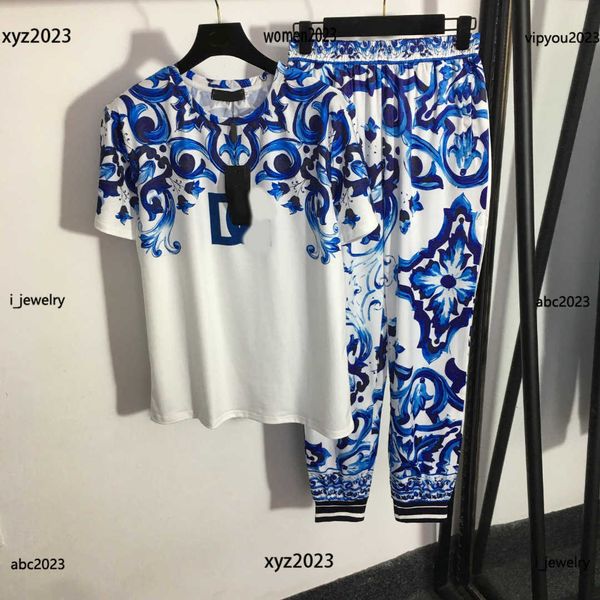 luxury women's tracksuits sports suits 2pcs blue and white porcelain printed t-shirt and elastic waist casual trousers #multiple produc, Gray
luxury women's tracksuits sports suits 2pcs blue and white porcelain printed t-shirt and elastic waist casual trousers #multiple produc, Gray