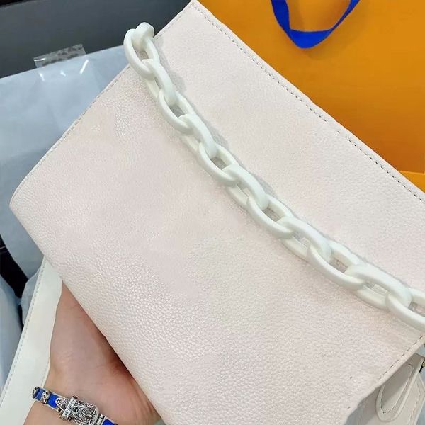 2023 clutch bag designer wallet mini bags luxury purse men genuine leather high-quality classic retro 1 colors with exquisite packaging and, Black;red
2023 clutch bag designer wallet mini bags luxury purse men genuine leather high-quality classic retro 1 colors with exquisite packaging and, Black;red