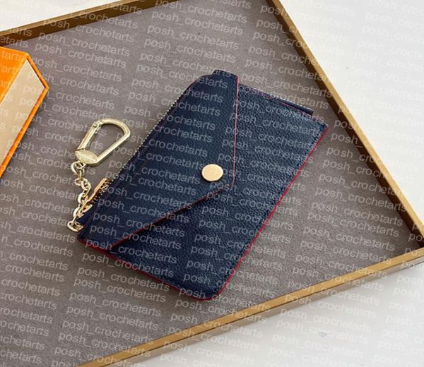 coated canvas card holder recto sold with box embossed genuine leather small leather goods5176778, Brown;gray
coated canvas card holder recto sold with box embossed genuine leather small leather goods5176778, Brown;gray