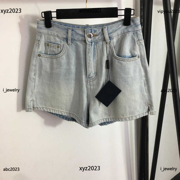 designer women shorts fashion denim shorts trouser design casual shorts color blocking back pocket bottoms new arrivals may30, White;black
designer women shorts fashion denim shorts trouser design casual shorts color blocking back pocket bottoms new arrivals may30, White;black