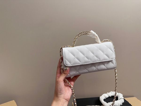 luxury high-quality diamond cut out handle flap bag with genuine leather designer bag crossbody bag luxurys handbags
luxury high-quality diamond cut out handle flap bag with genuine leather designer bag crossbody bag luxurys handbags