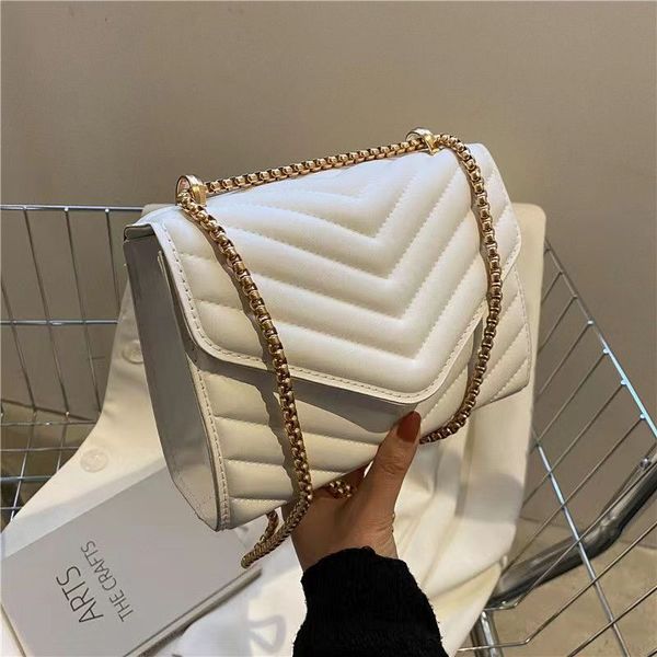 fashion designer women's bag women's shoulder bag handbag purse original box horizontal body chaiqualityn high
fashion designer women's bag women's shoulder bag handbag purse original box horizontal body chaiqualityn high